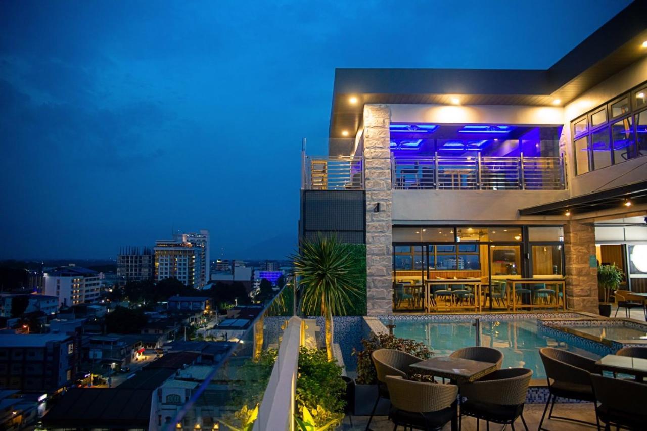 El Vistra Hotel Анхелес Экстерьер фото